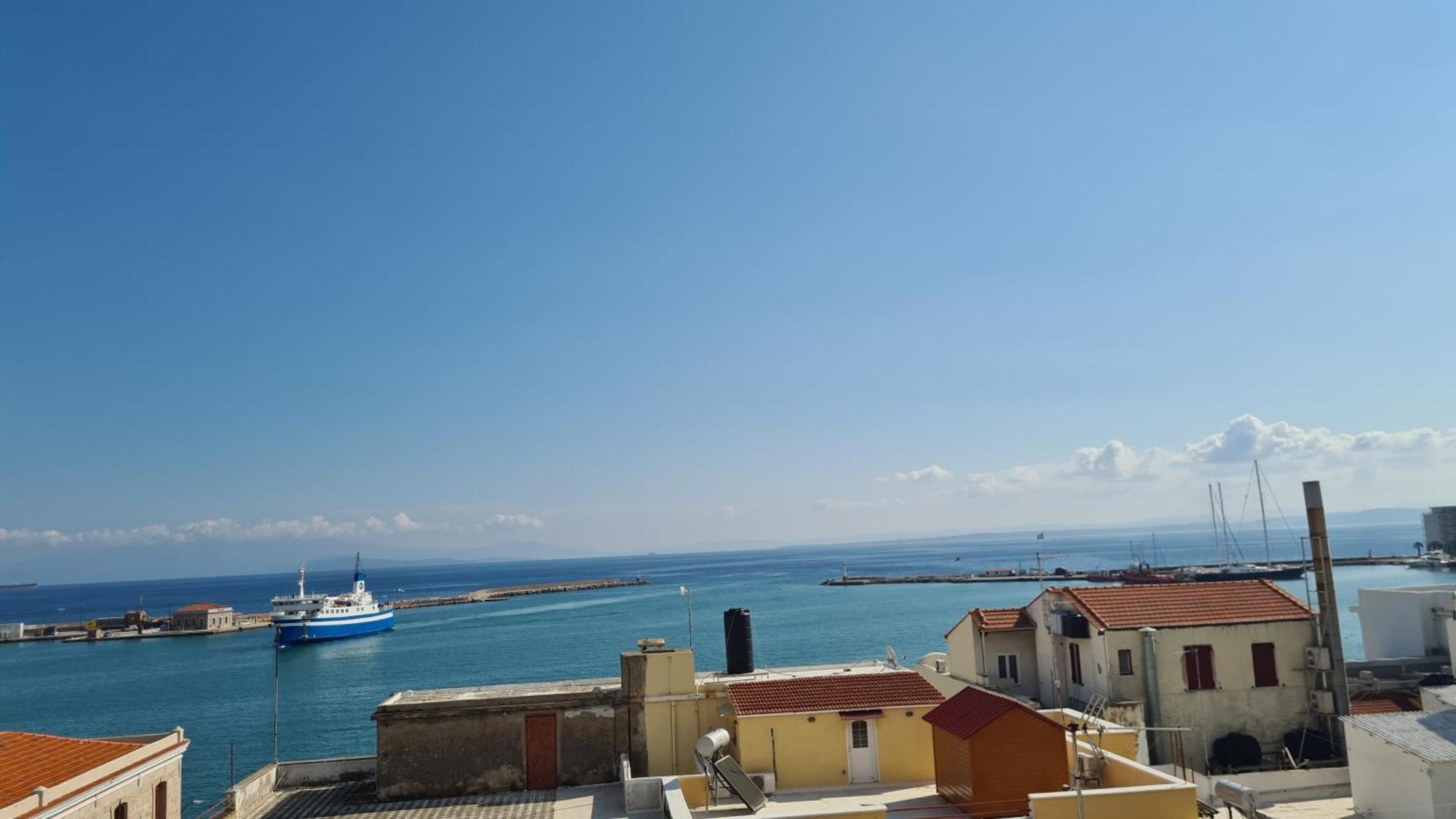 Λιμανι Apartment Chios Town Bagian luar foto